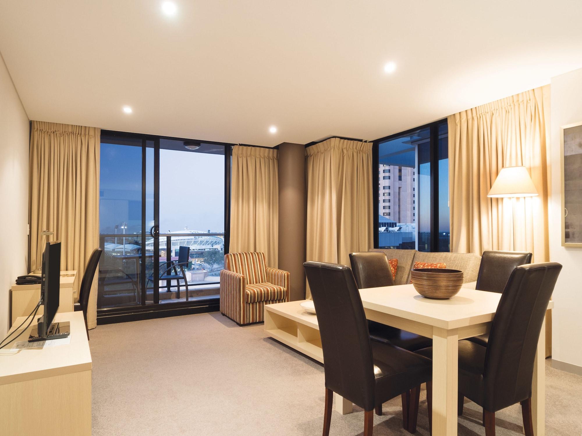 Oaks Adelaide Horizons Suites Exterior foto
