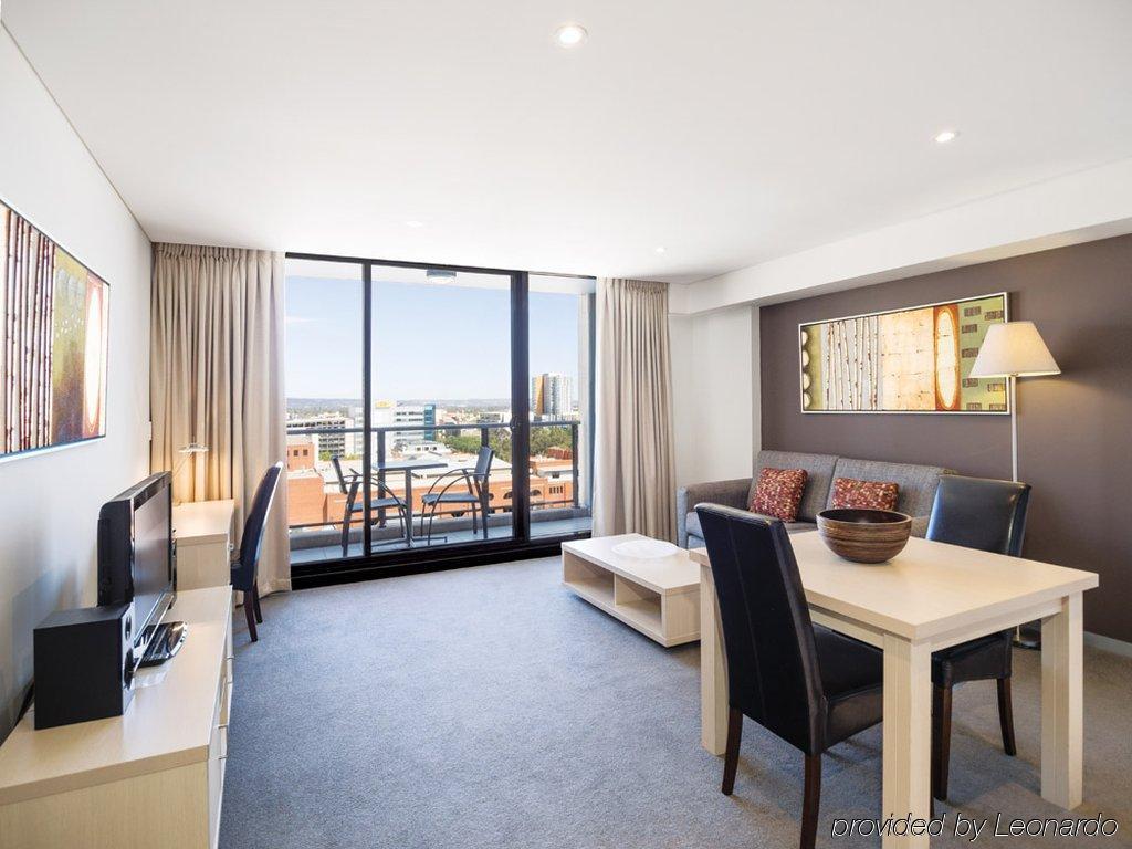 Oaks Adelaide Horizons Suites Exterior foto
